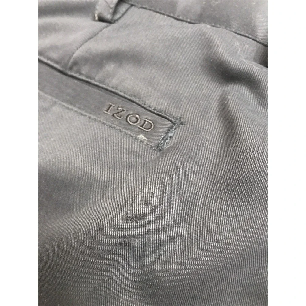 Izod Golf Mens 38 adjustable waist navy shorts‎